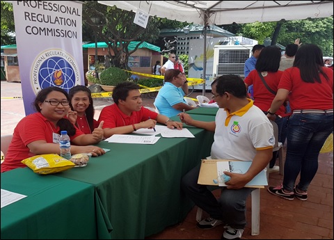 Prc Participated In Dole S Job Fair In The 17 Philippines Independence Day Celebration Professional Regulation Commission